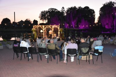 Koncert na molo - Przedwieczór i wieczór poezji Iwony Folusz